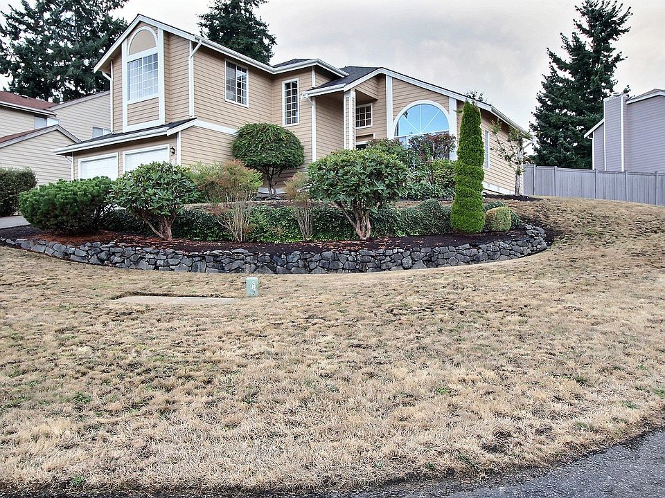 1st image of 8806 64th Ave E
