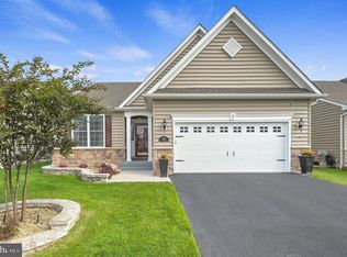 100 New Village Ln, Smyrna, DE