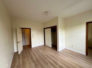 436 Chandler St #3, Worcester, MA 01602