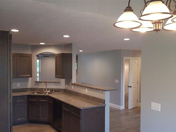 3rd image of 1024 Rhett Cir Lot 42