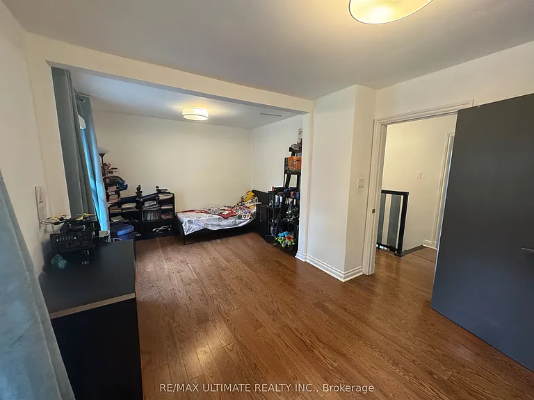 10 Noel Ave — Photo 15