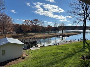 4550 Enoch Dr, Sherrills Ford, NC 28673