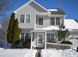 1376 Chopsey Hill Road, Bridgeport, CT 06606