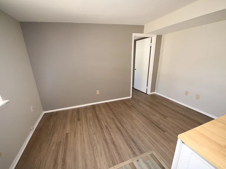 17 E Centre St #6 — Photo 6