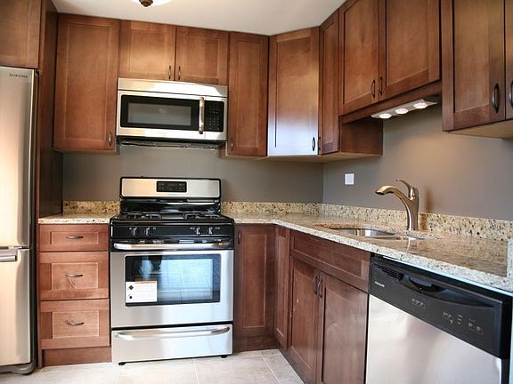 5th image of 1439 Tonset Ln