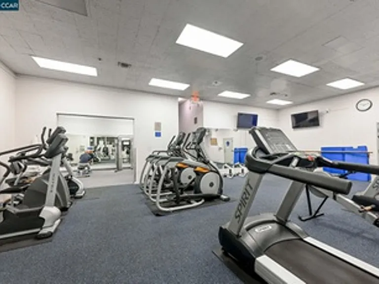 300 N Civic Dr #403 — Photo 20