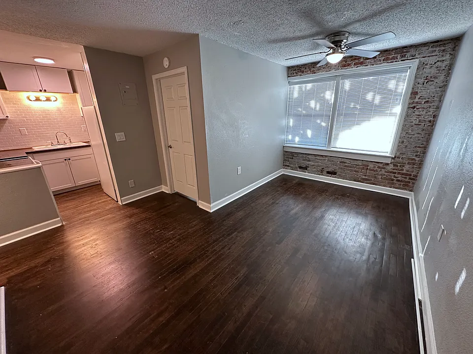 108 N 4th Ave #8
