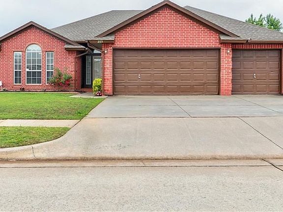 2nd image of 205 Sunrise Dr