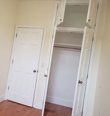 Rented by Lang Realty LLC | media 25