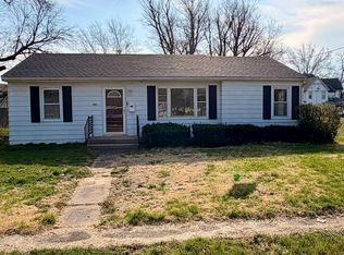 108 Circle Dr, Shelbina, MO 63468