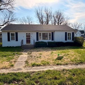 108 Circle Dr, Shelbina, MO, 63468