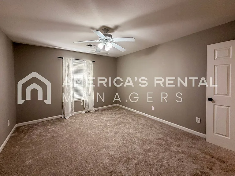 3505 Savannah Park Ln — Photo 53