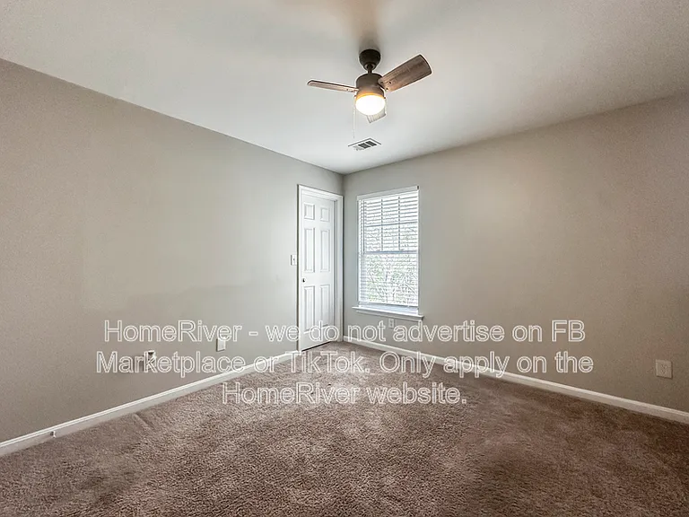 780 Cedar Loop — Photo 14
