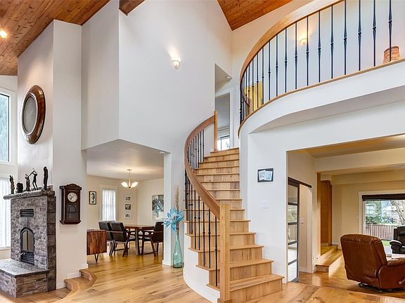 2nd image of 10870 Olsen Rd