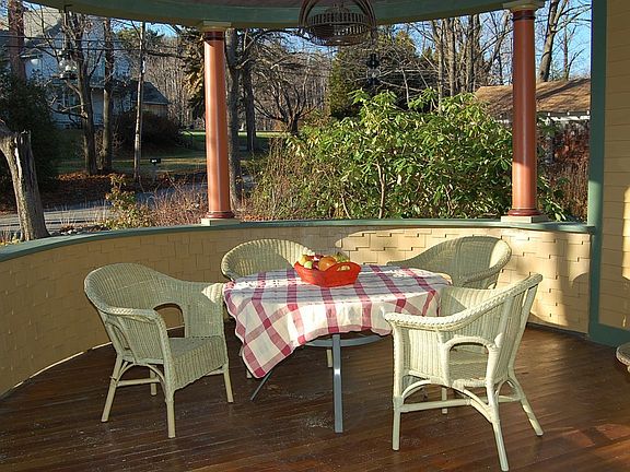 relaxing circular porch
