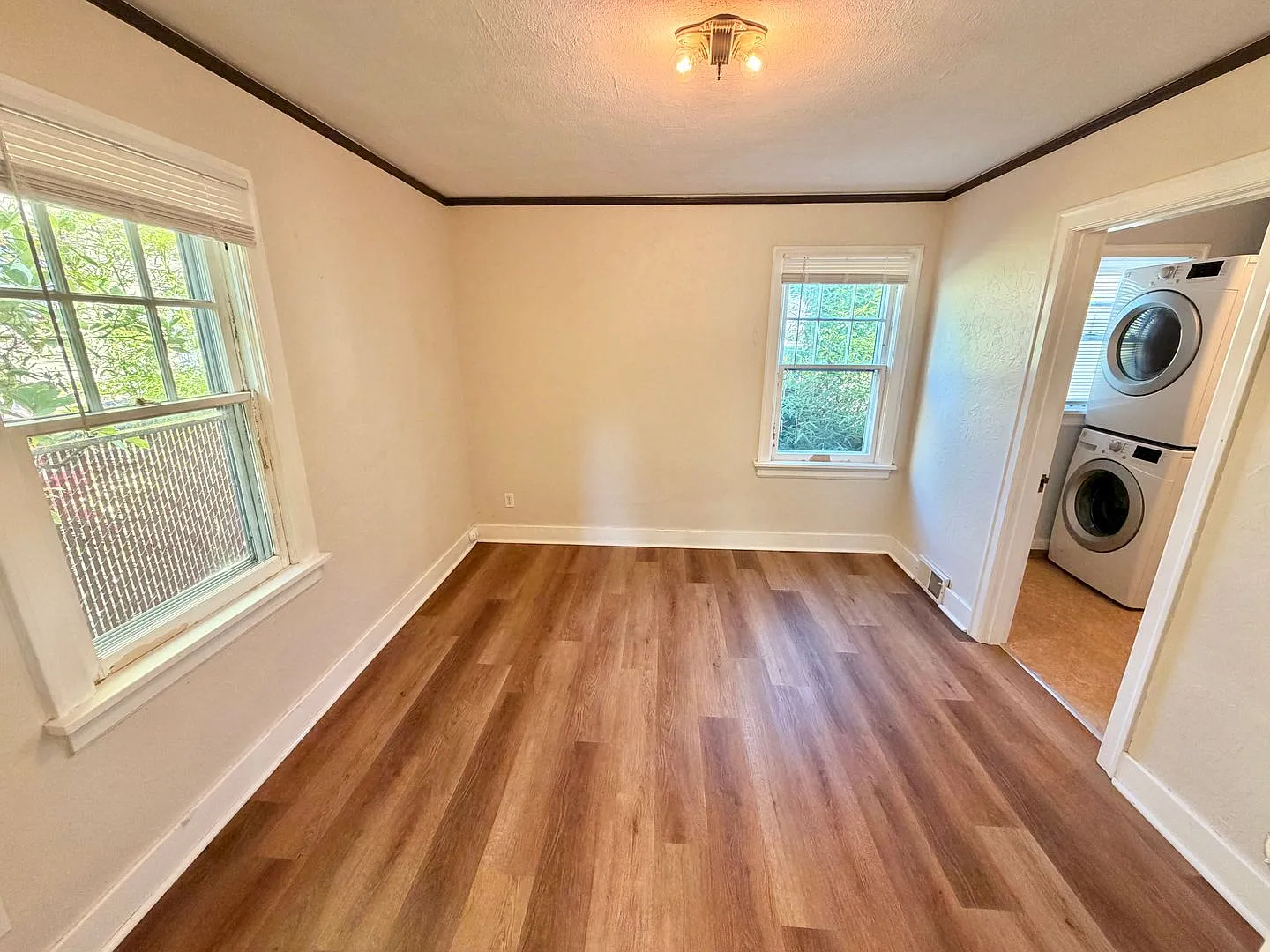 1 Bed/1Bath Bungalow in Kenton Neighborhood off N Interstate — Photo 4