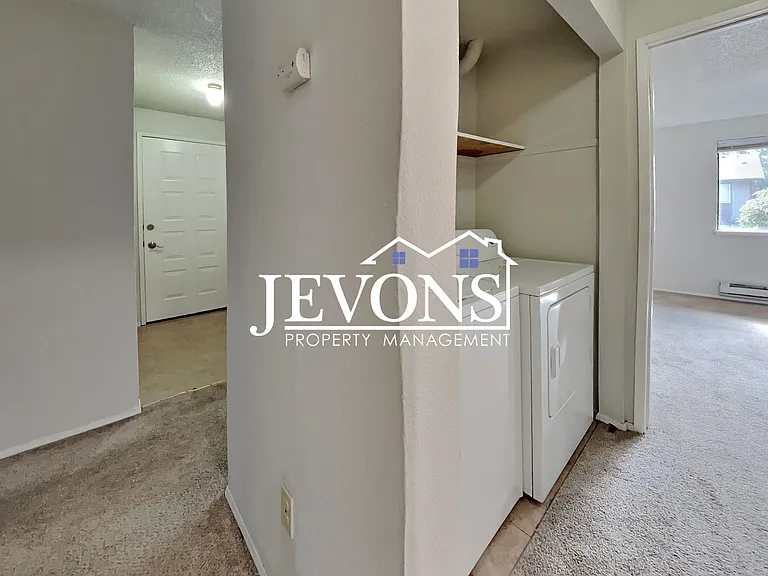 5017 S Orchard St #D — Photo 20