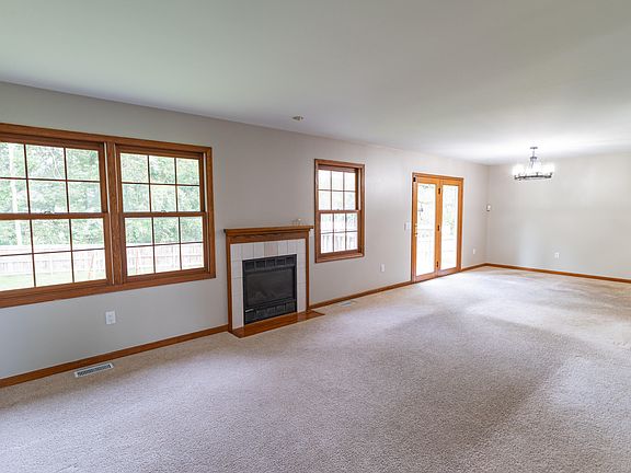 5th image of 765 Chadds Ford Way