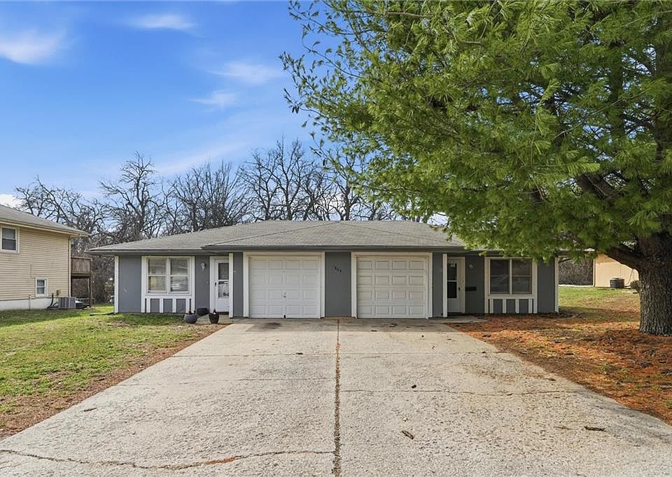 1st image of 804 NE Banner Dr