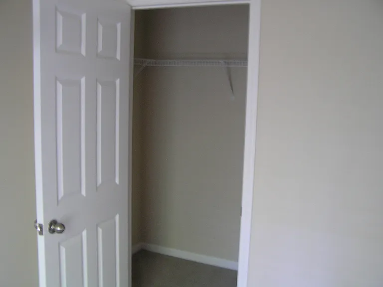1306 Baron Ct — Photo 15