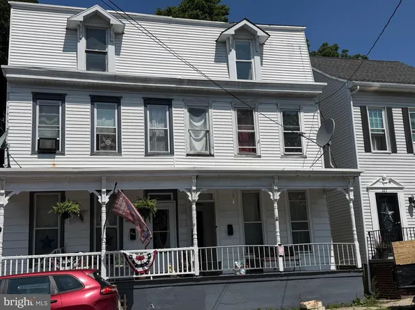 325 W Coal St, Pt Carbon, PA 17965