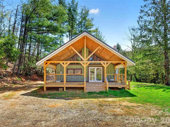 1959 Jackson Town Rd, Spruce Pine, NC 28777