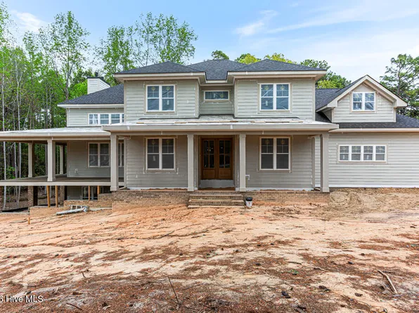 48 Glasgow Drive, Pinehurst, NC 28374