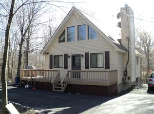 7929 Sleepy Hollow Dr, Tobyhanna, PA