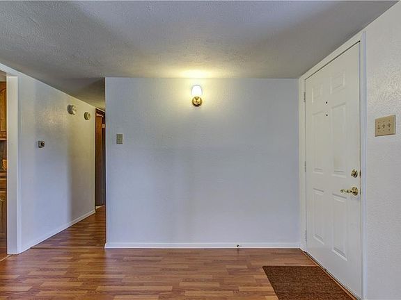 3rd image of 6309 Blair Oaks Dr