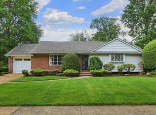 256 Colfax Rd, North Brunswick, NJ 08902