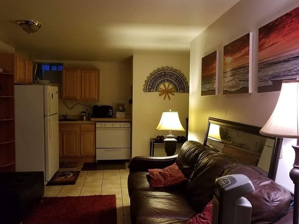 1st image of 18005 90th Ave #1