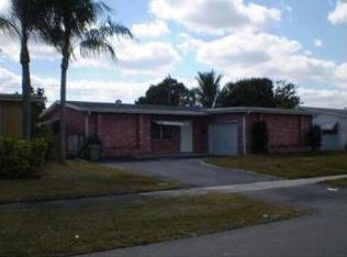 7164 NW 24th Pl, Sunrise, FL 33313