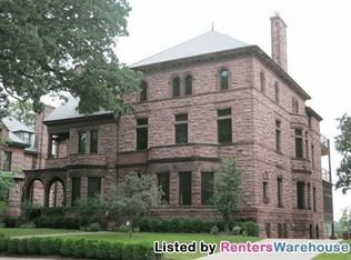 324 Summit Ave, Saint Paul, MN 55102