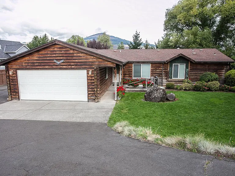 4040 Summitview Way — Photo 24