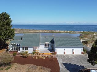 213 Three Crabs Rd, Sequim, WA 98382