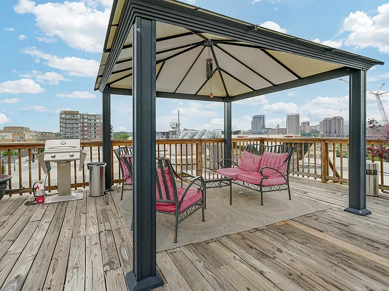 815 Porter St #407 — Photo 20