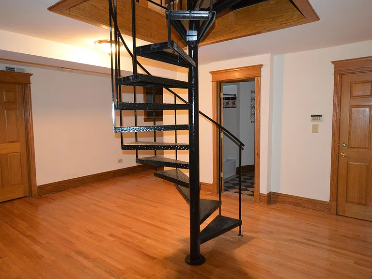 3800 N Greenview Ave #1 — Photo 12