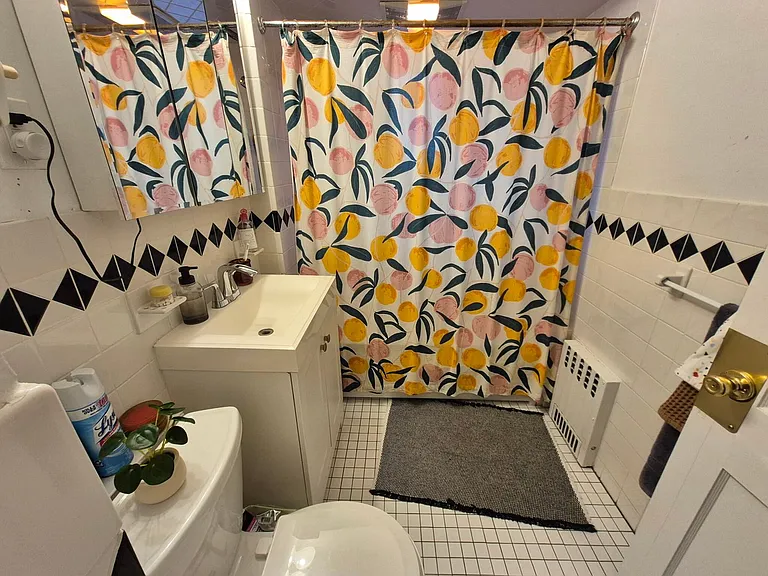 17 Pequossette St — Photo 5