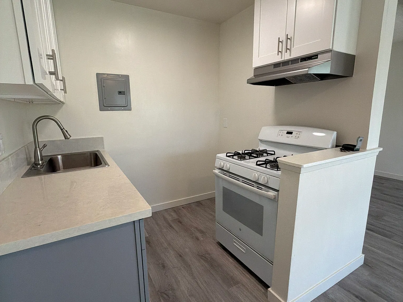 1 bed, $1,950 — Photo 2