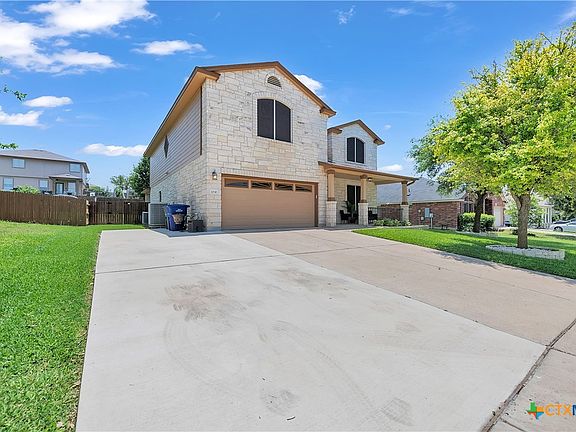 3rd image of 2208 Isabelle Dr