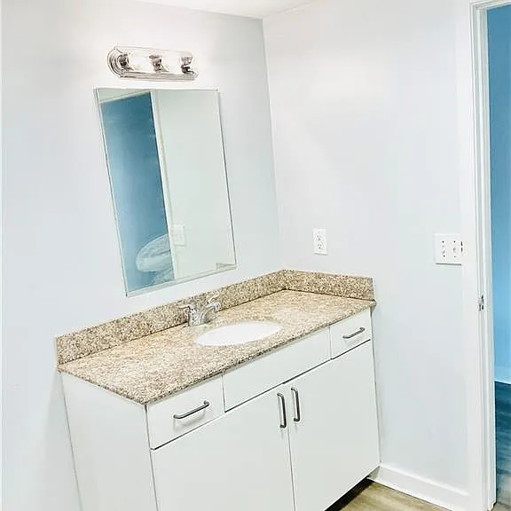 238 Walker St SW #22 — Photo 23