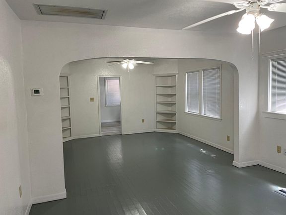 2nd image of 829 N Thornton Ave