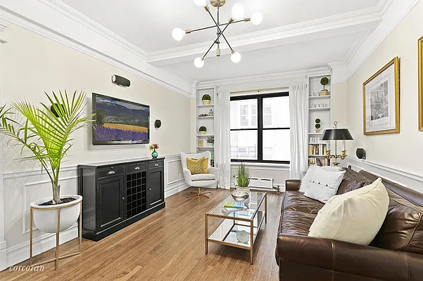 Sold by Corcoran | media 16