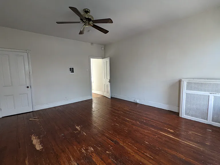 2501-meredith-st-2-16