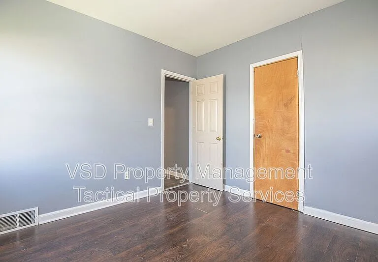 3484 W 60th St #UP — Photo 12