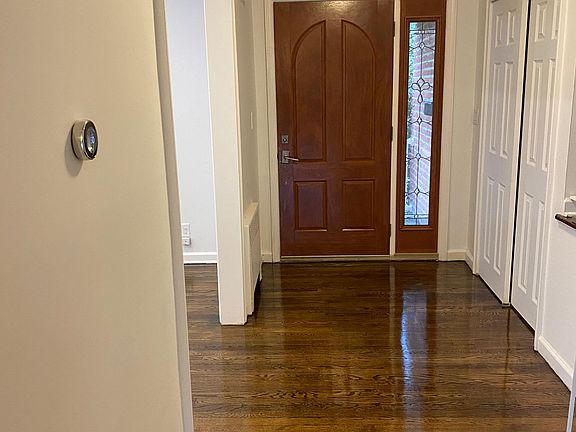 3rd image of 203 S Barry Ave