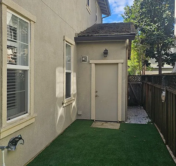 8184 Carlisle Way — Photo 37