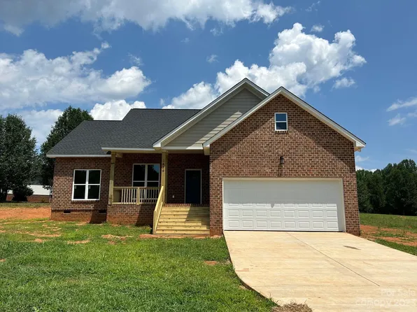 2434 Green Valley Ct, Vale, NC 28168