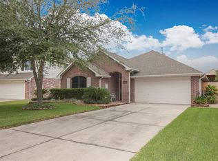2972 Windy Briar Ln, League City, TX 77573