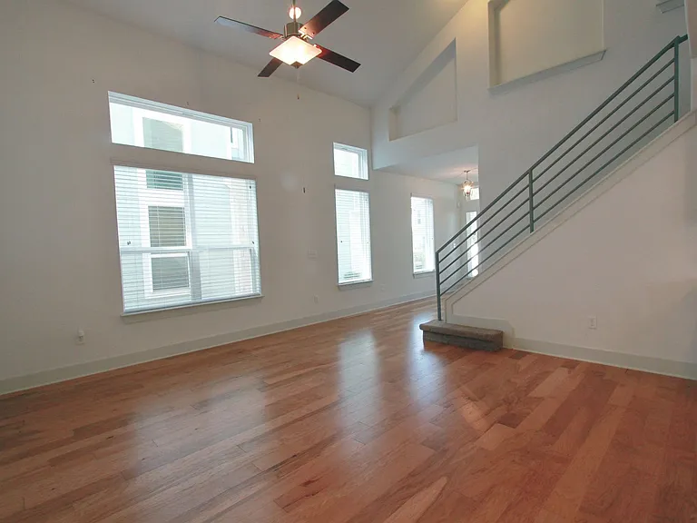 1507 Homespun Rd — Photo 21
